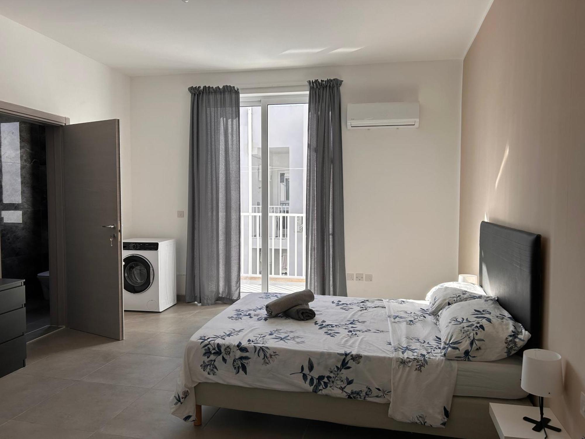 Апартаменти Qawra Penthouse 4Person Ac+Wifi Сент-Полс-Бей Екстер'єр фото