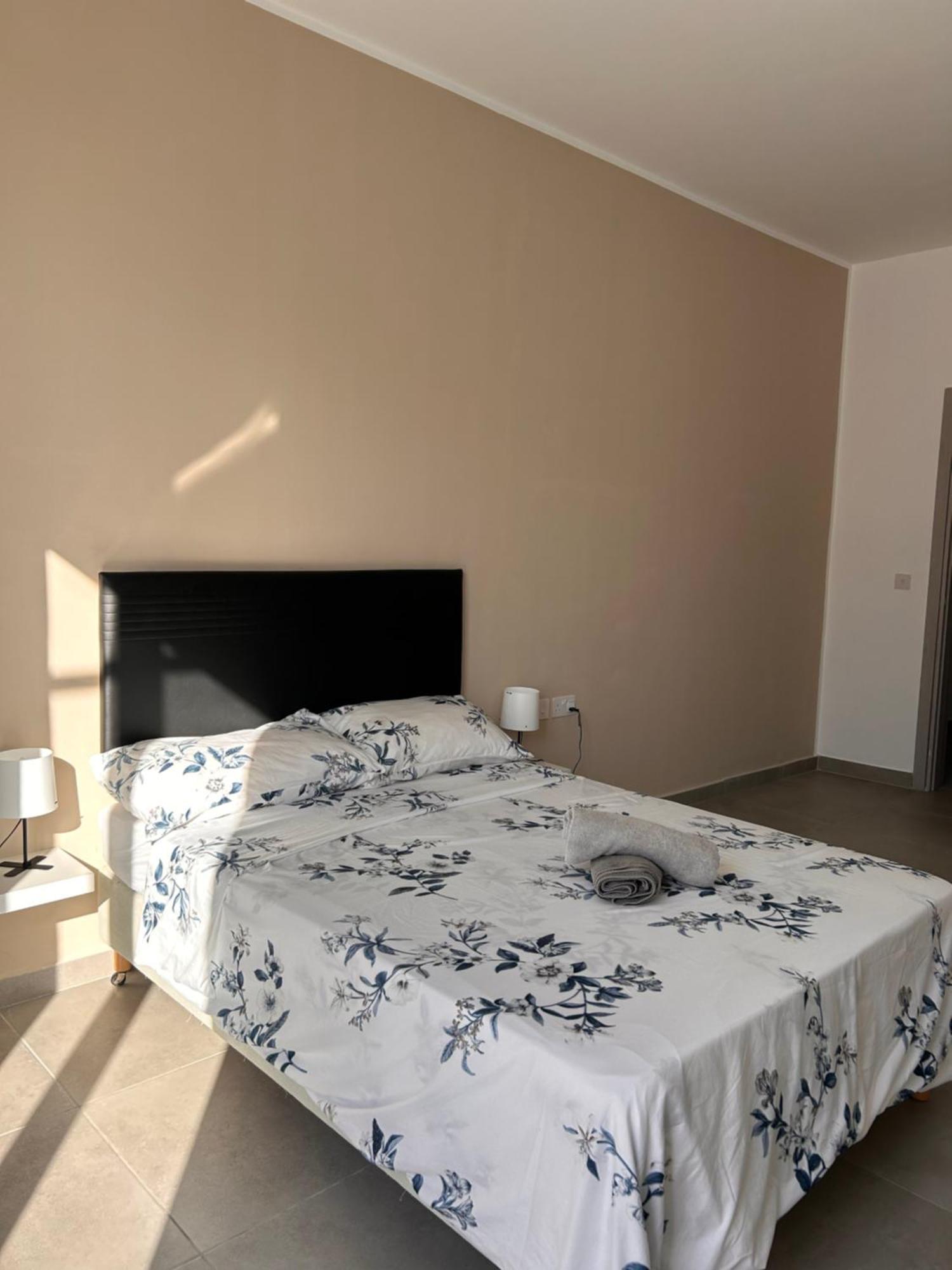 Апартаменти Qawra Penthouse 4Person Ac+Wifi Сент-Полс-Бей Екстер'єр фото